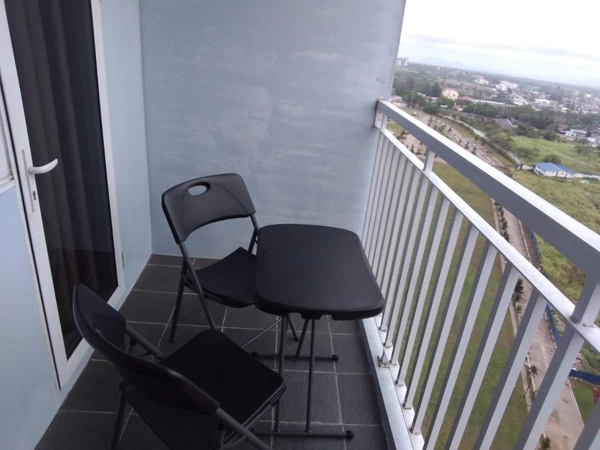 Wind Residence Condo - Tagaytay By Jaderooms Tagaytay City Esterno foto
