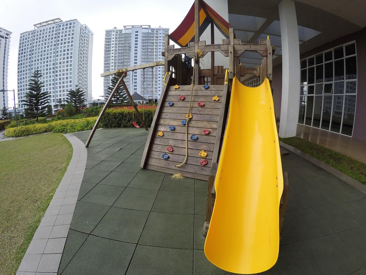 Wind Residence Condo - Tagaytay By Jaderooms Tagaytay City Esterno foto
