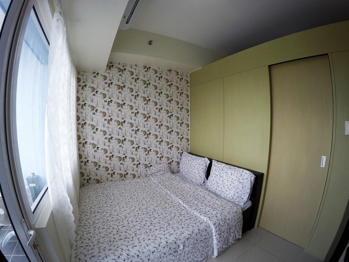 Wind Residence Condo - Tagaytay By Jaderooms Tagaytay City Esterno foto