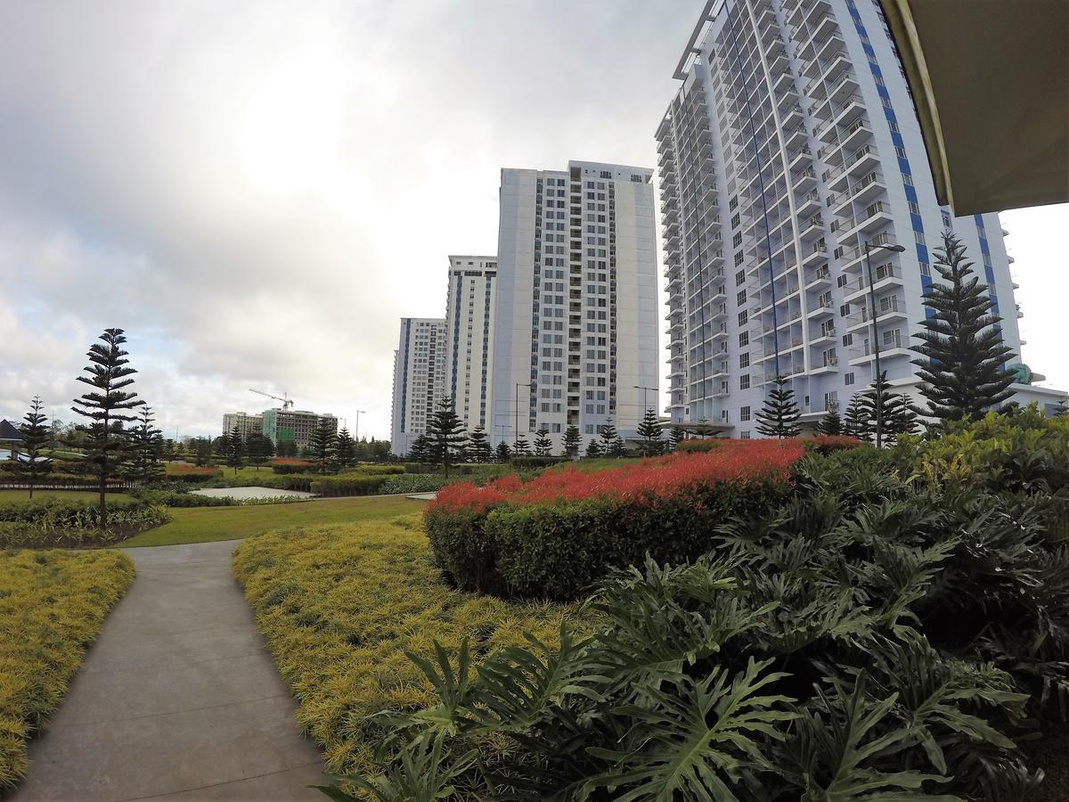 Wind Residence Condo - Tagaytay By Jaderooms Tagaytay City Esterno foto