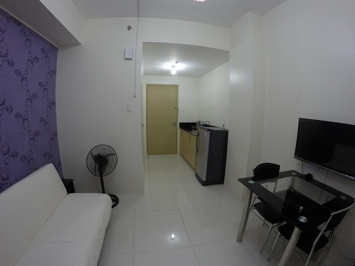 Wind Residence Condo - Tagaytay By Jaderooms Tagaytay City Esterno foto